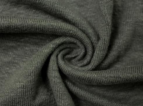 Esplorare la versatilità e l'eleganza del tessuto a coste di lino nella moda e nel design moderno