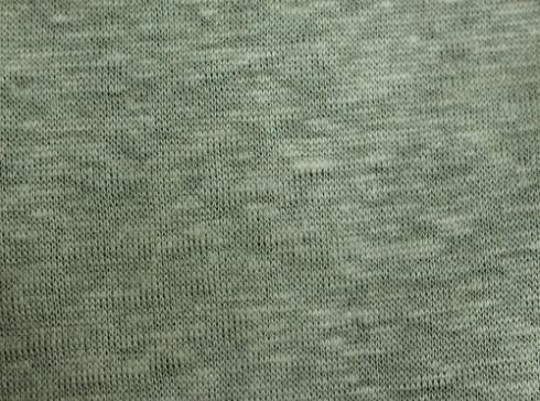 Tessuto a maglia di lino per camicia: il mix perfetto di comfort e stile